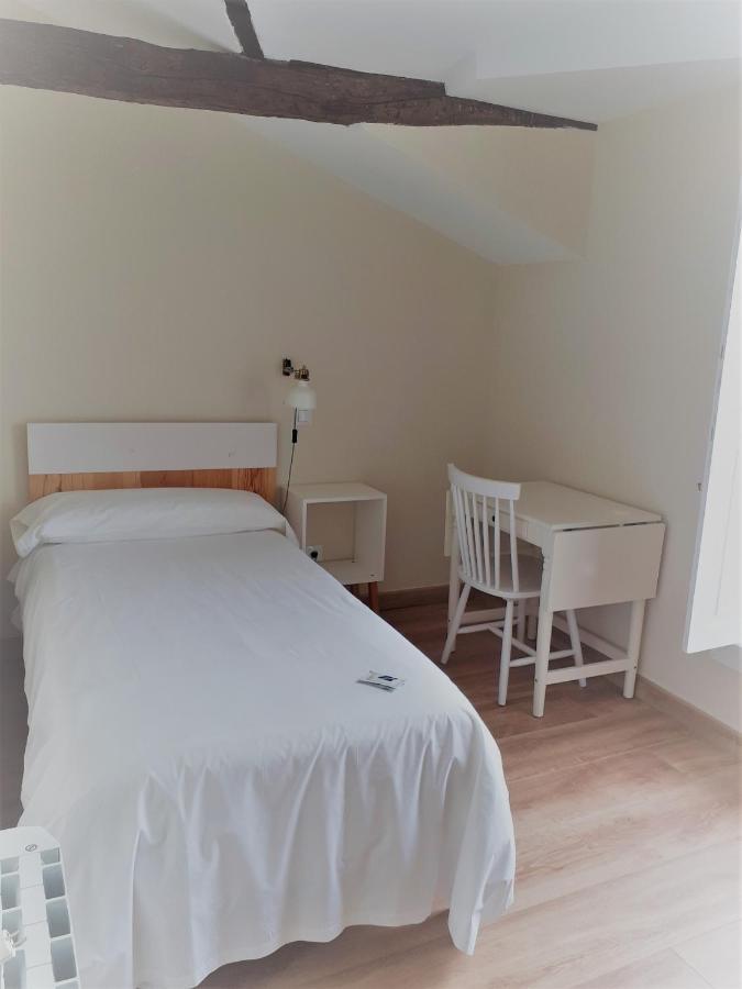 Hostal Lierganes Fluviarium Rooms Exteriér fotografie