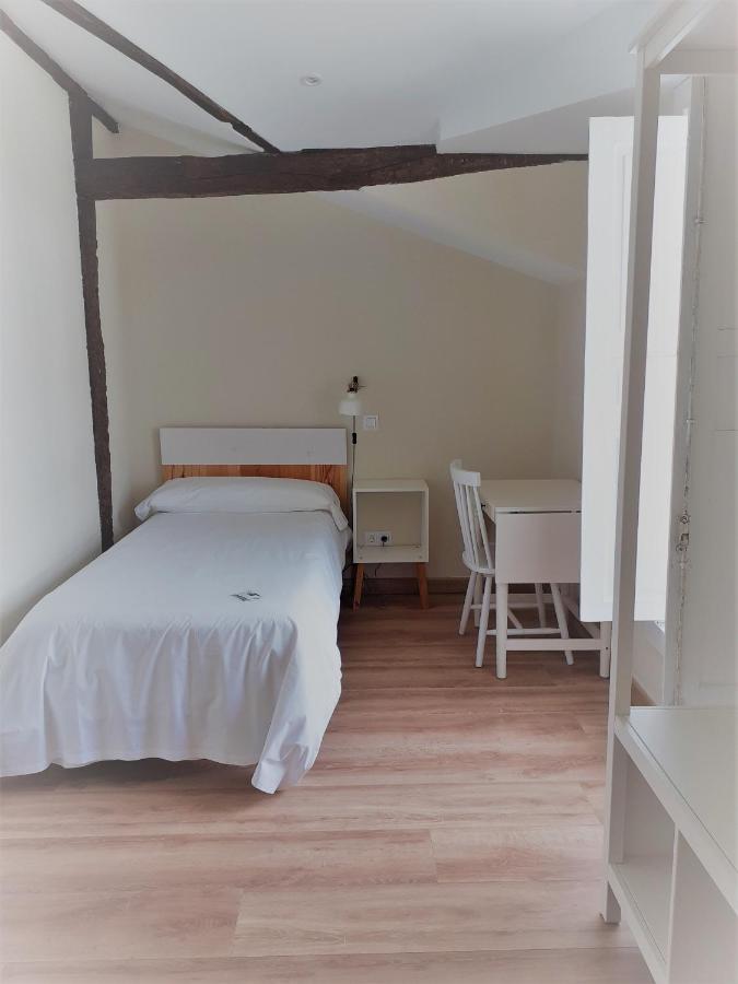 Hostal Lierganes Fluviarium Rooms Exteriér fotografie